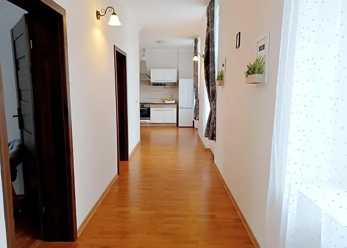 Hlavni Appartement *