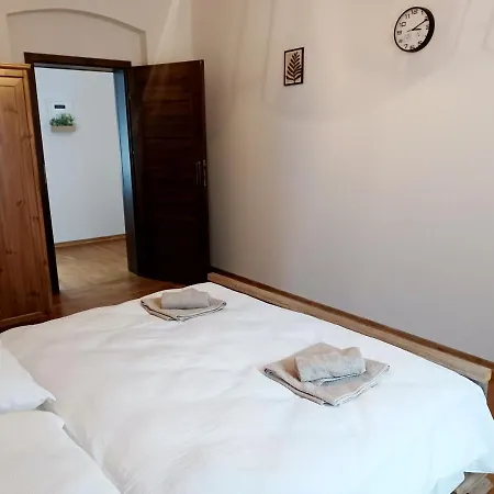 Hlavni Appartamento *